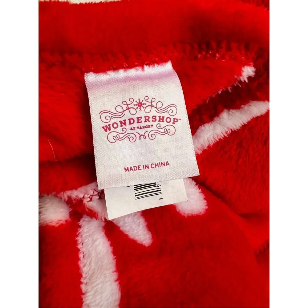 Wondershop Christmas Throw Blanket Snowflakes Snow All Over Print Red